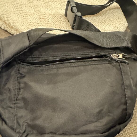 Foldie cross body! So great for travel - Picture 3 of 3